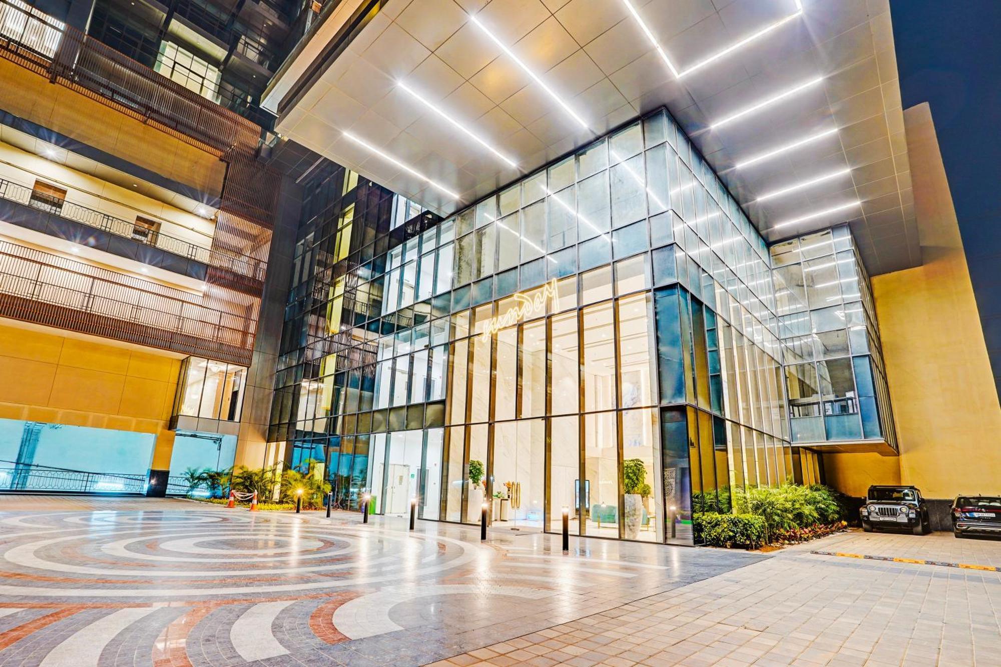 Sunday Hotels And Residences Gurgaon Luaran gambar