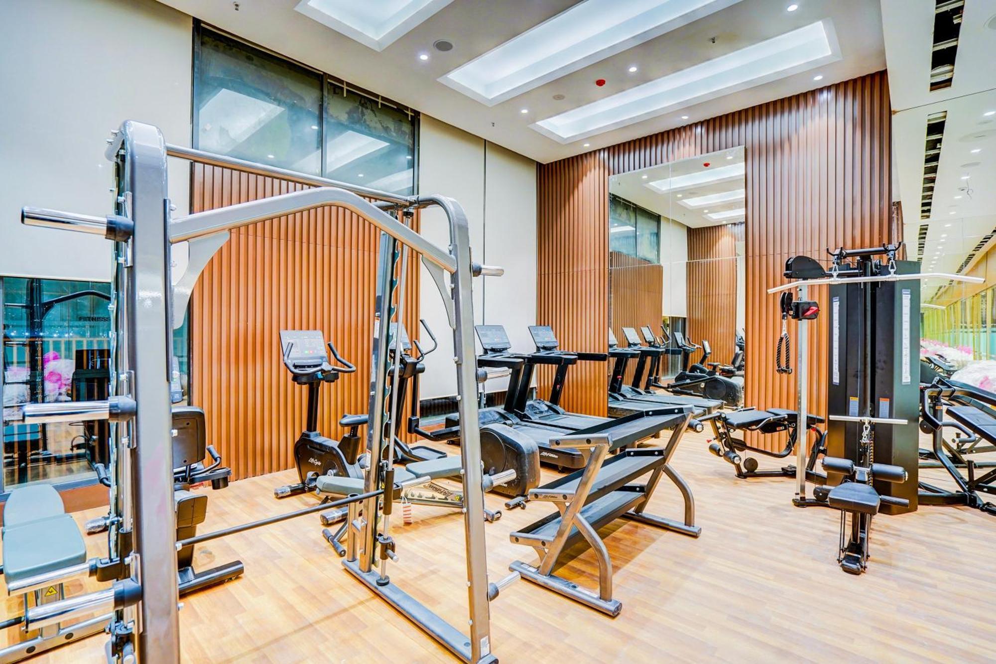 Sunday Hotels And Residences Gurgaon Luaran gambar
