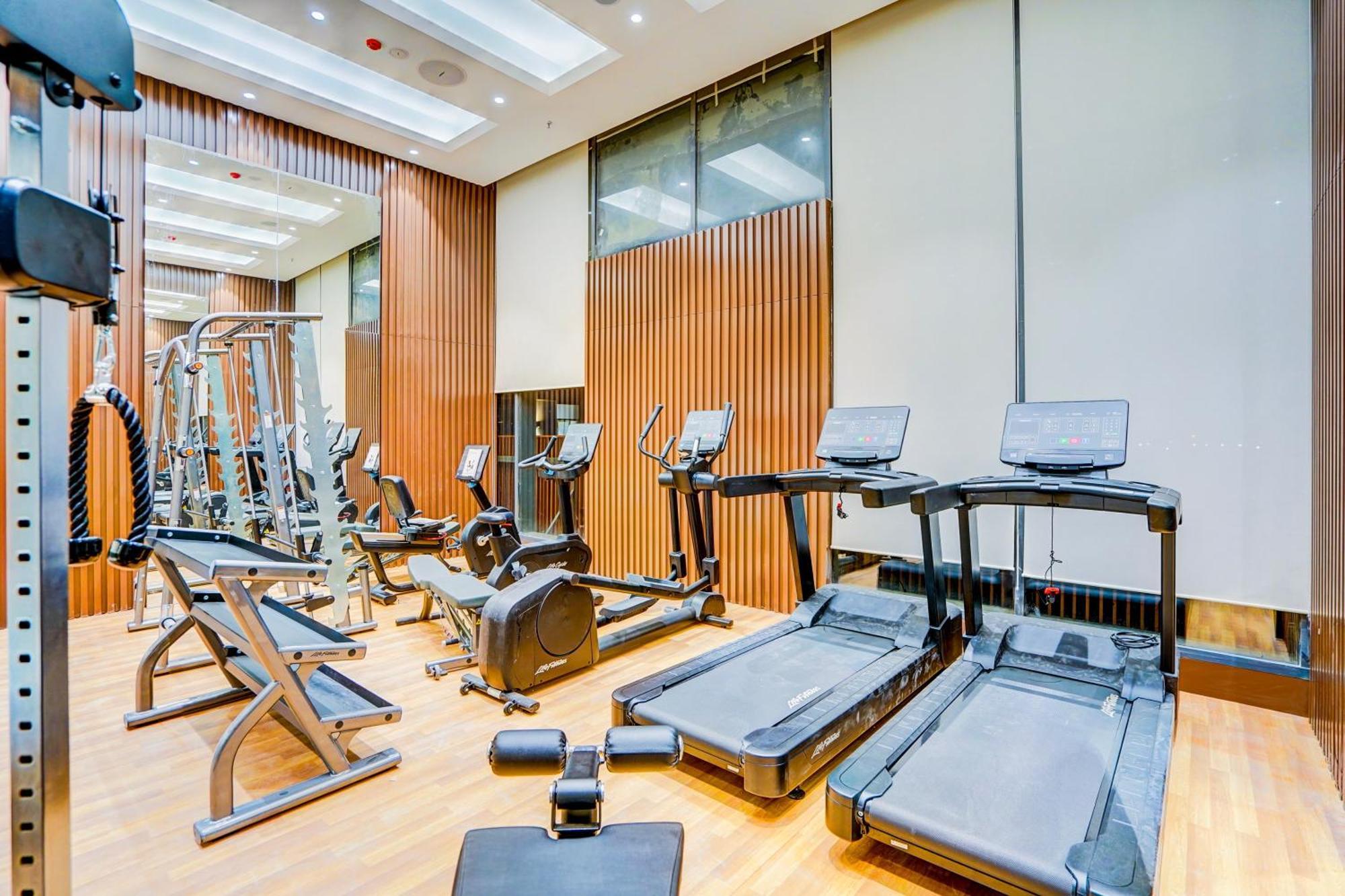 Sunday Hotels And Residences Gurgaon Luaran gambar