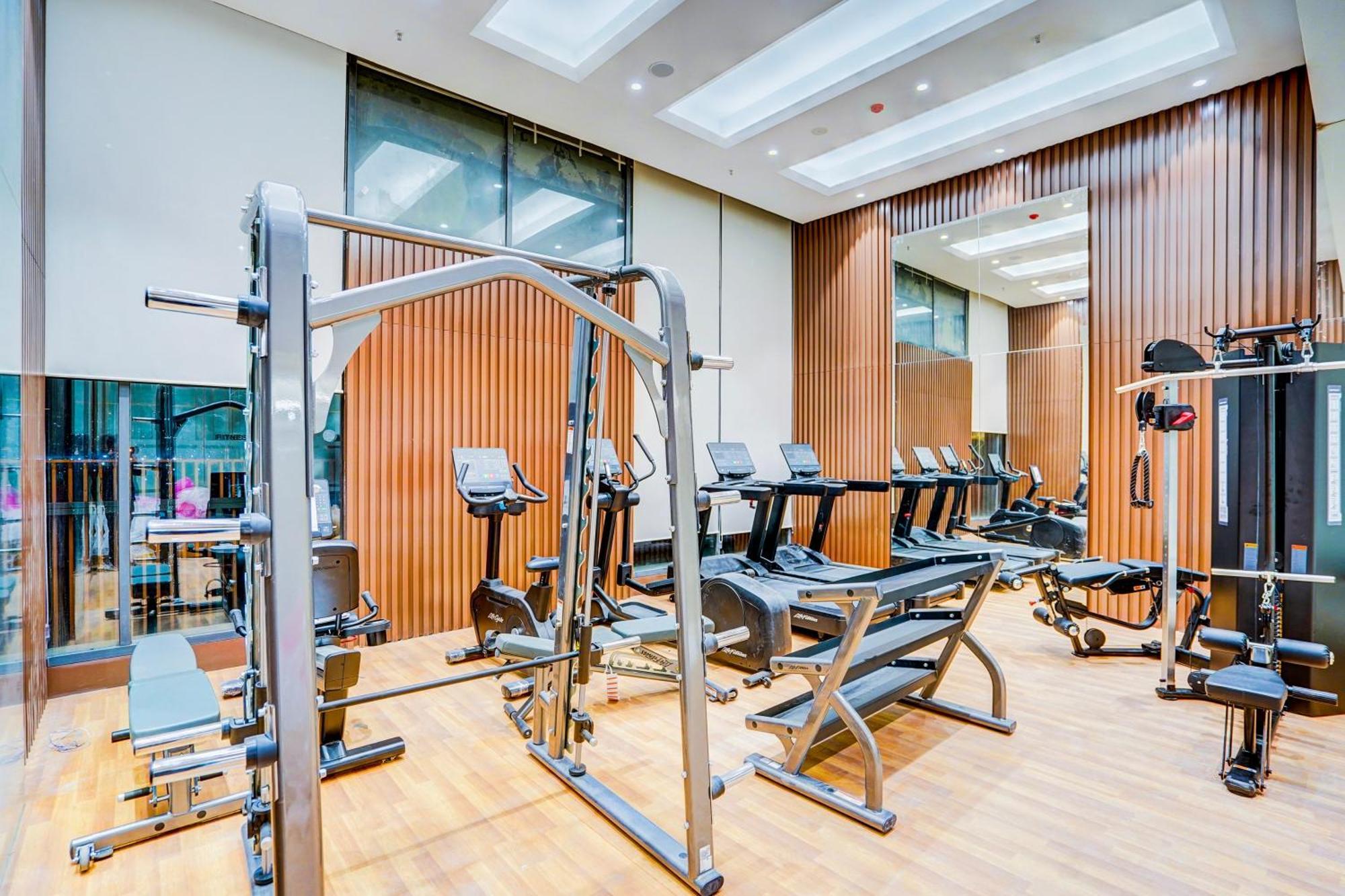 Sunday Hotels And Residences Gurgaon Luaran gambar