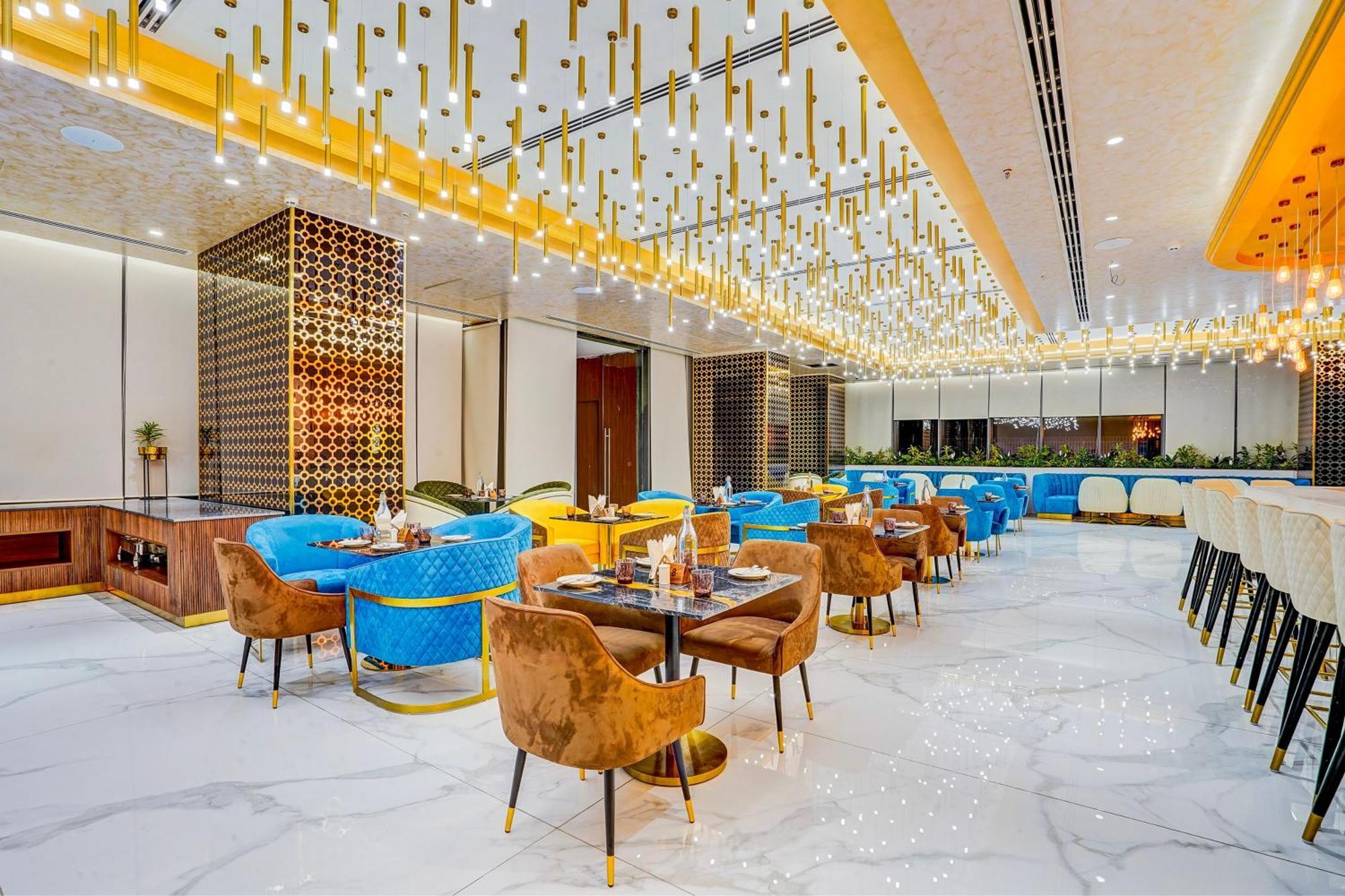 Sunday Hotels And Residences Gurgaon Luaran gambar