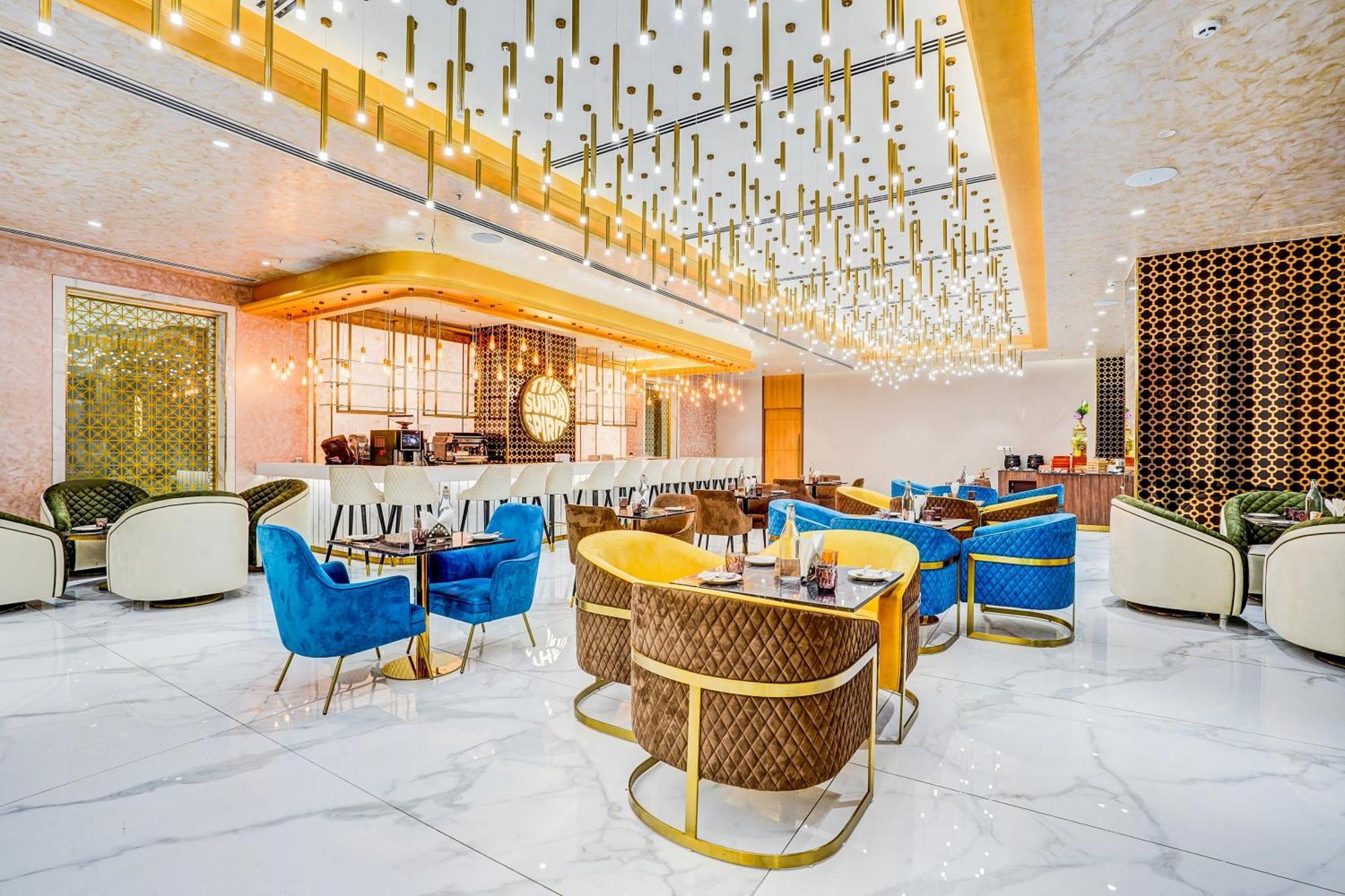 Sunday Hotels And Residences Gurgaon Luaran gambar
