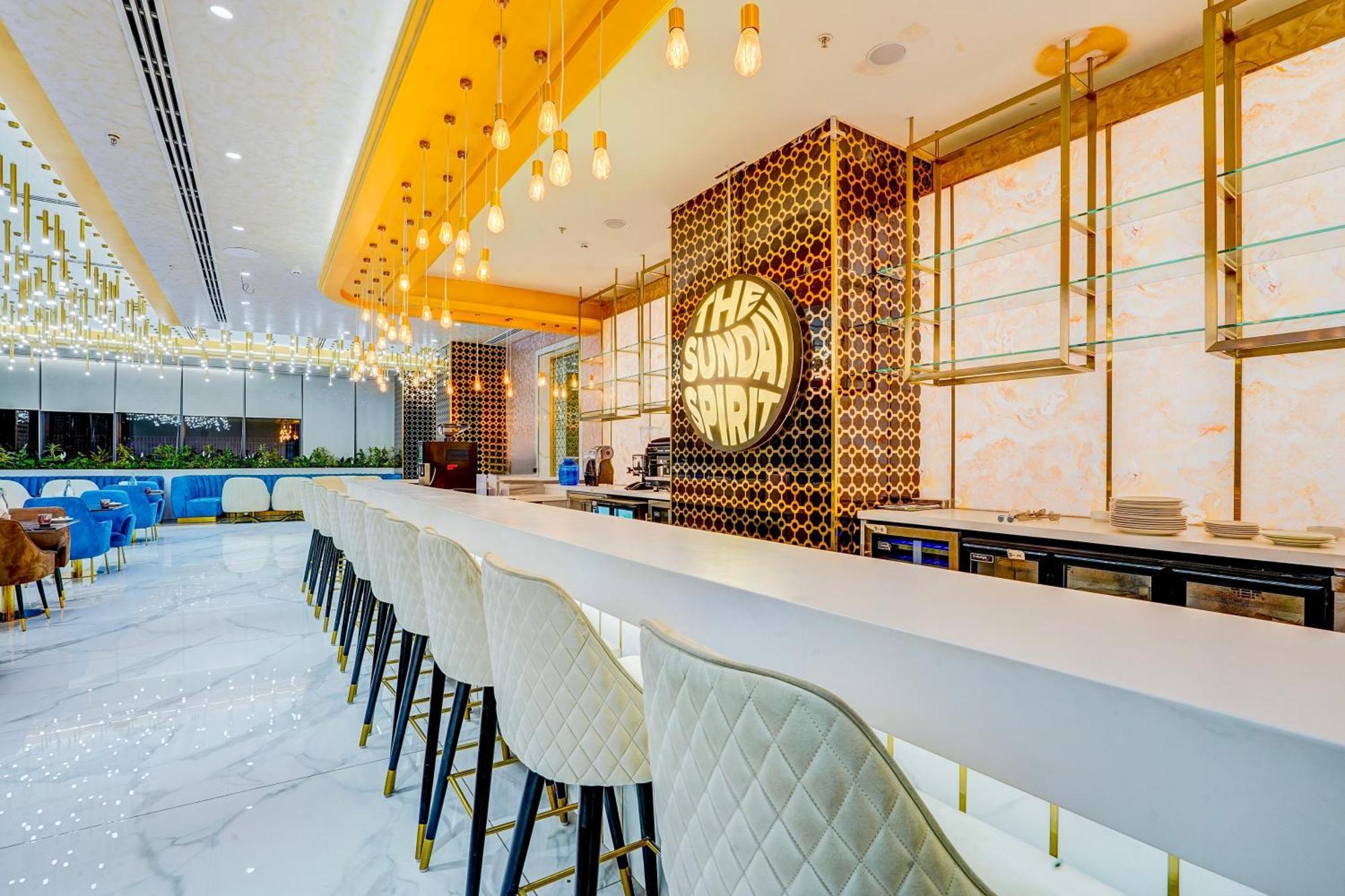 Sunday Hotels And Residences Gurgaon Luaran gambar