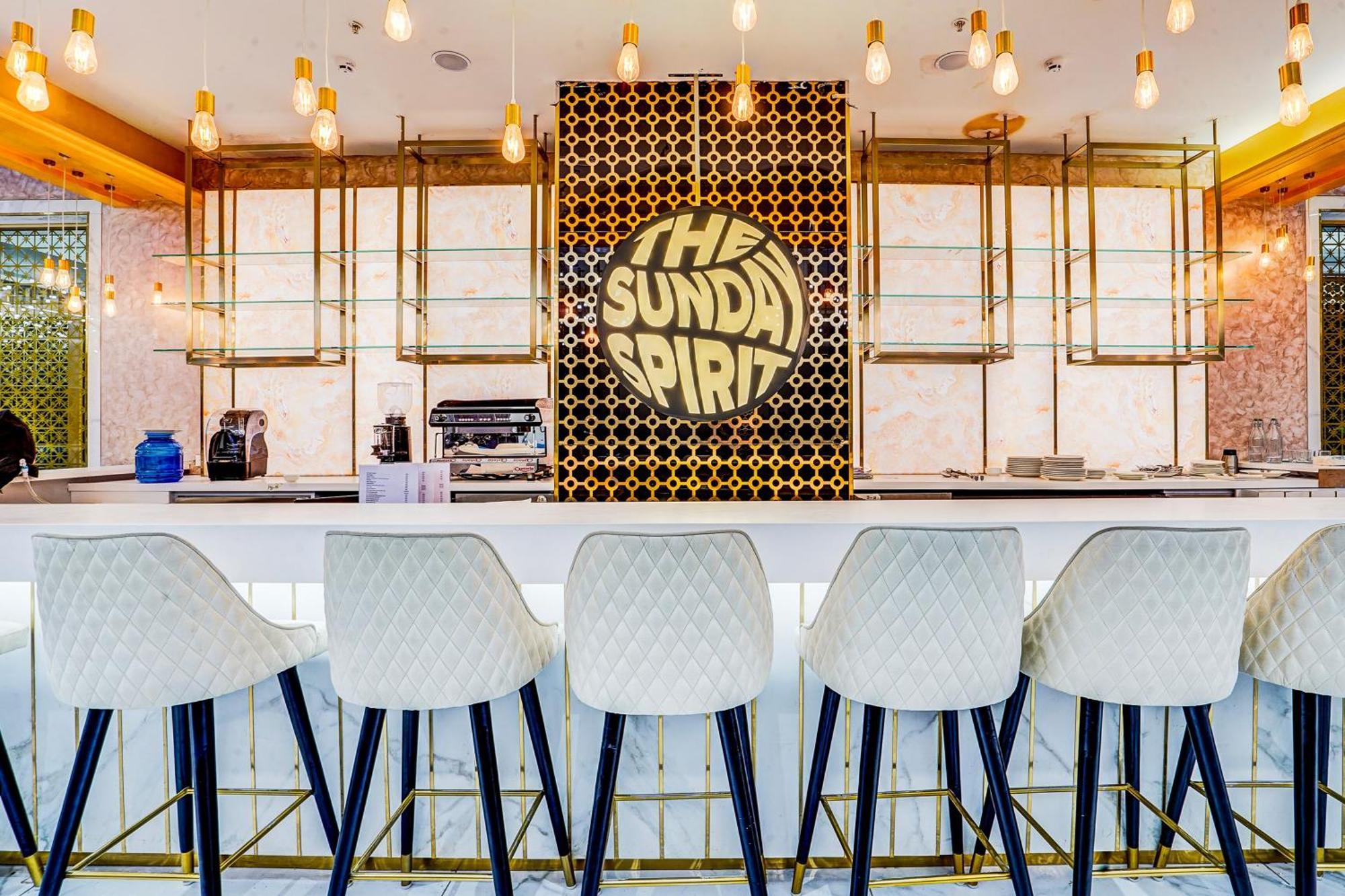 Sunday Hotels And Residences Gurgaon Luaran gambar