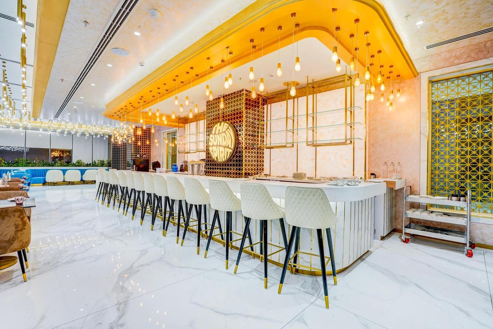 Sunday Hotels And Residences Gurgaon Luaran gambar