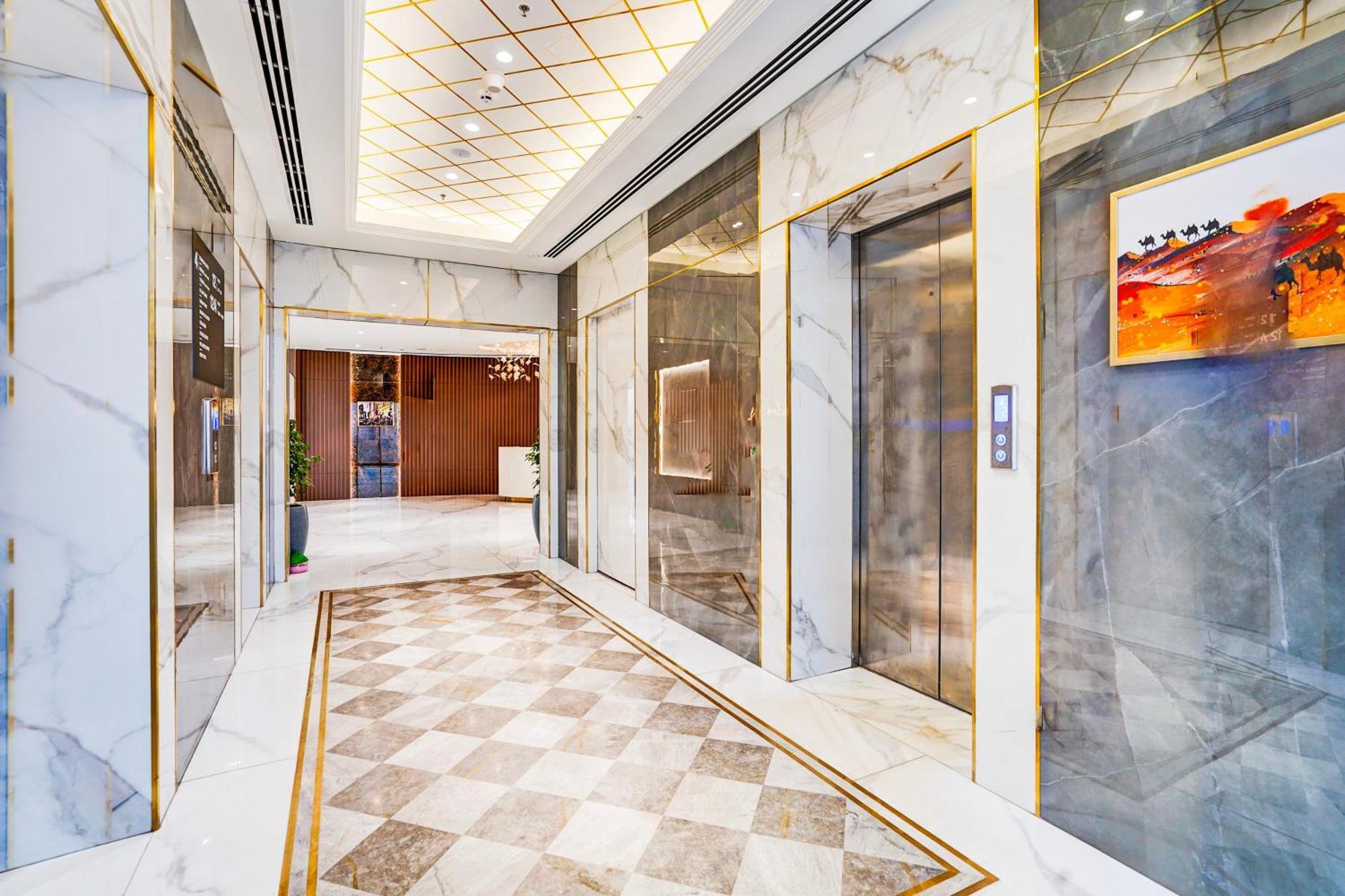 Sunday Hotels And Residences Gurgaon Luaran gambar
