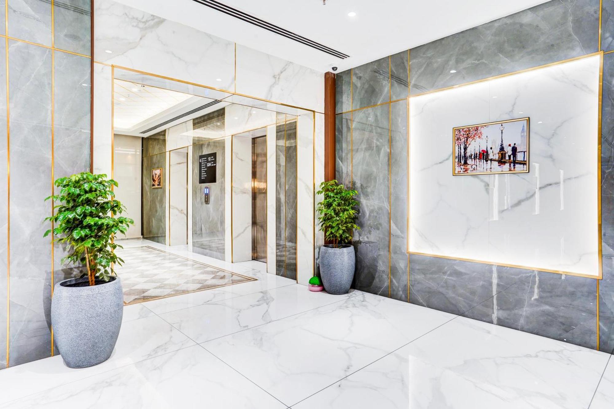 Sunday Hotels And Residences Gurgaon Luaran gambar